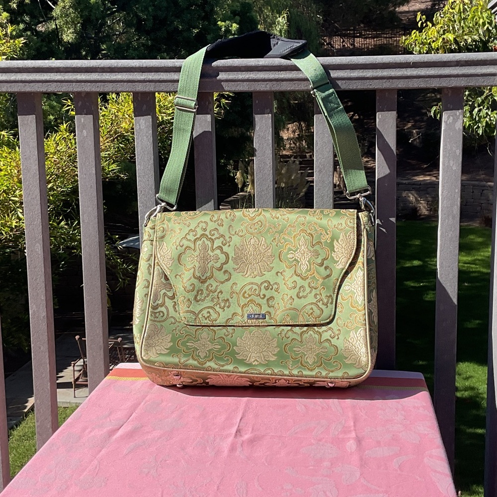 Elegant Green Floral Women's Bag